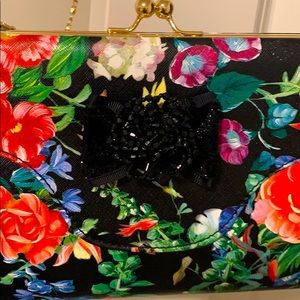 SOLD Beautiful multicolored purse!🌹 never used!